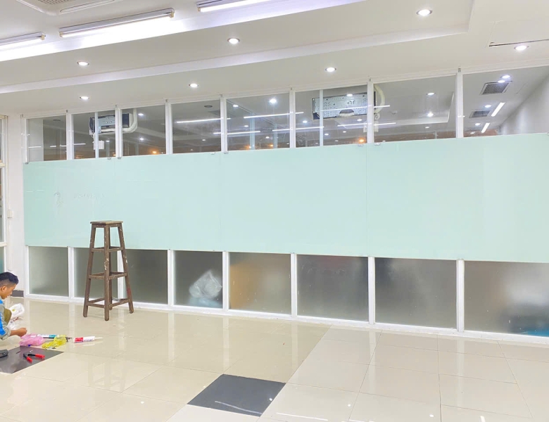THI CÔNG CẢI TẠO PHÒNG AI TẠI TÂN BÌNH