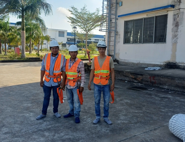 Thi công sơn nước mặt tiền nhà xưởng 